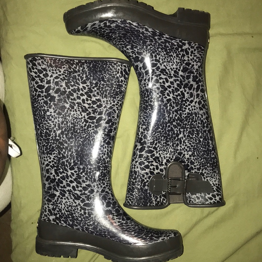 Rainboots